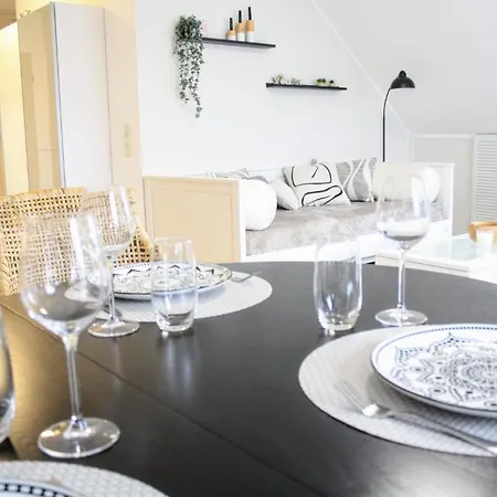 アパート Auszeit Mit Moselblick -klimatisiert- シュヴァイヒ